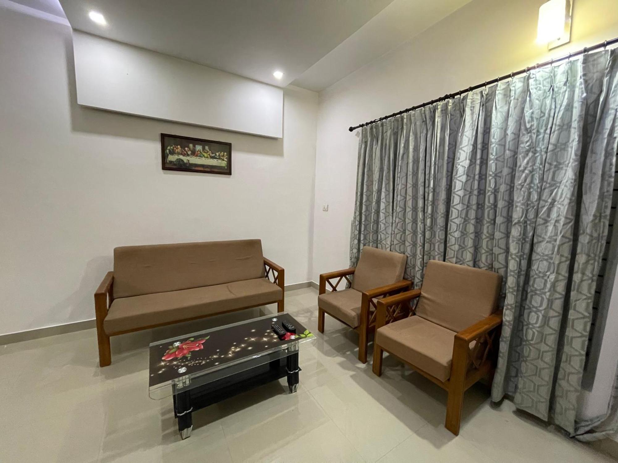 Dream Home Kochi Tripunithura Exterior foto